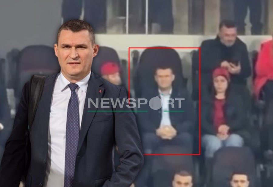 FOTOLAJM/ I shoqëruar nga bashkëshortja e tij, Altin Dumani