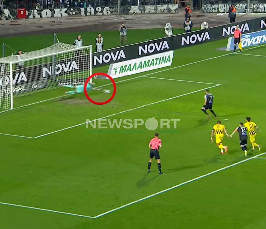 VIDEO/ Strakosha nuk &euml;sht&euml; &ldquo;normal&rdquo;! Portieri i