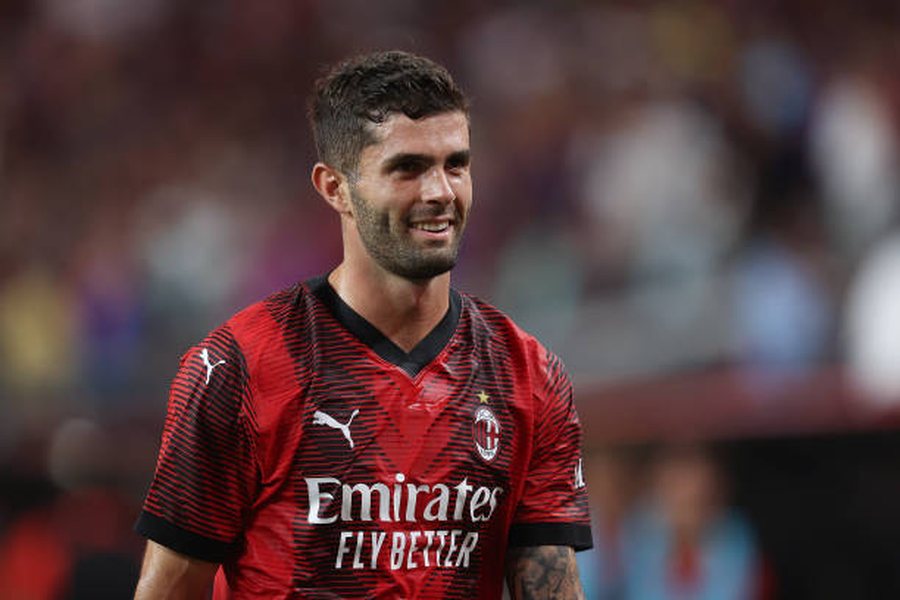 Po shkëlqen te Milan, Manchester United i “shkel syrin”