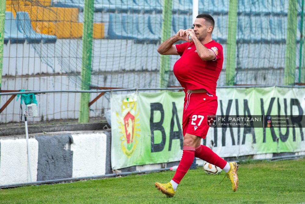 Festa e Gjelbrim Taipit, mesfushori i Partizanit jep lajmin e