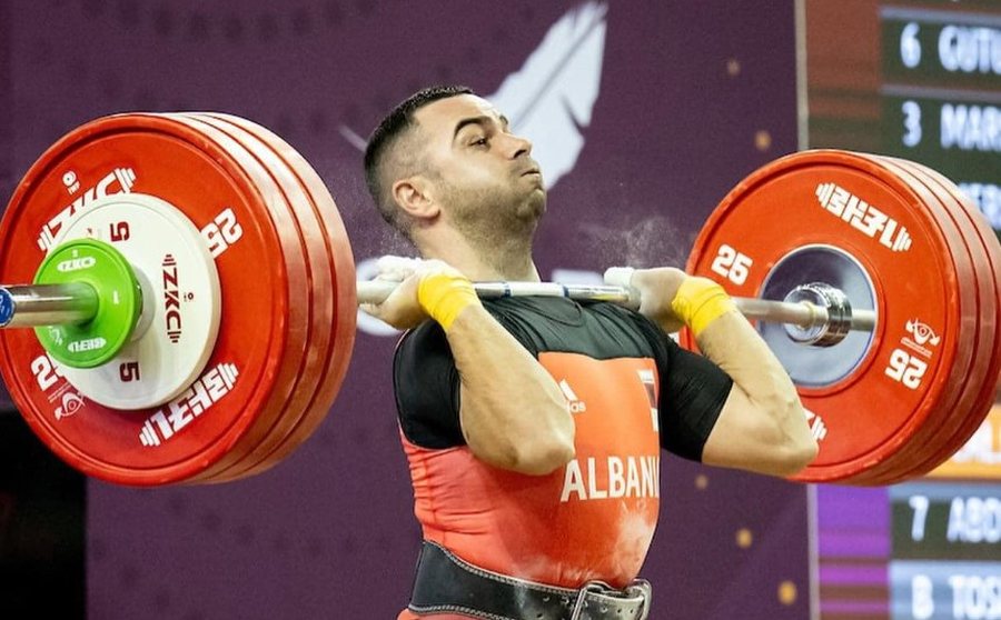 Kampionati Ballkanik i Peshëngritjes, Calja “koleksionon”