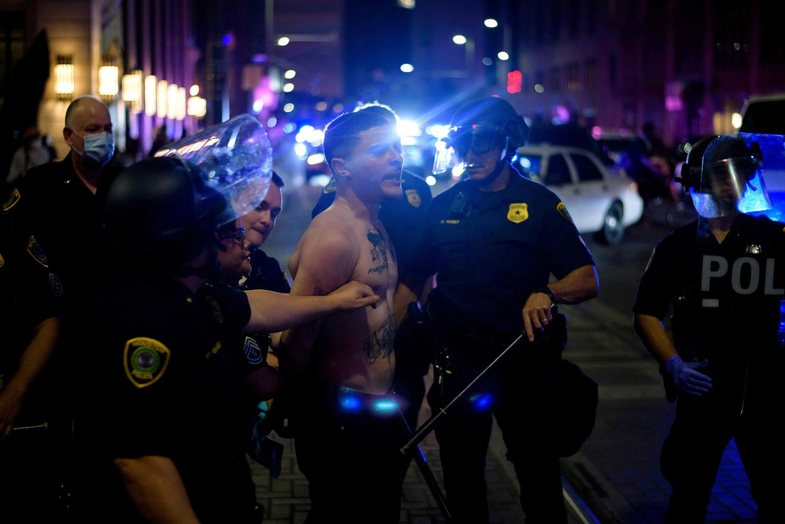 Amerika në kaos: Protestat e ashpra, sjellë përmes fotove