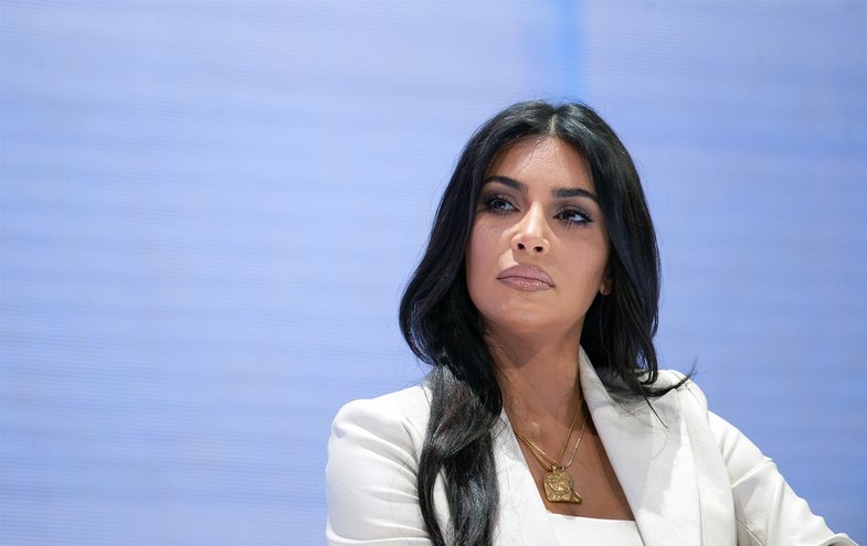 Kim Kardashian është zyrtarisht miliardere