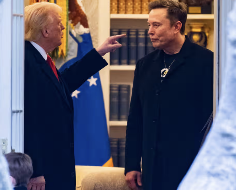 Elon Musk pendohet për disa nga postimet për Donald Trump: