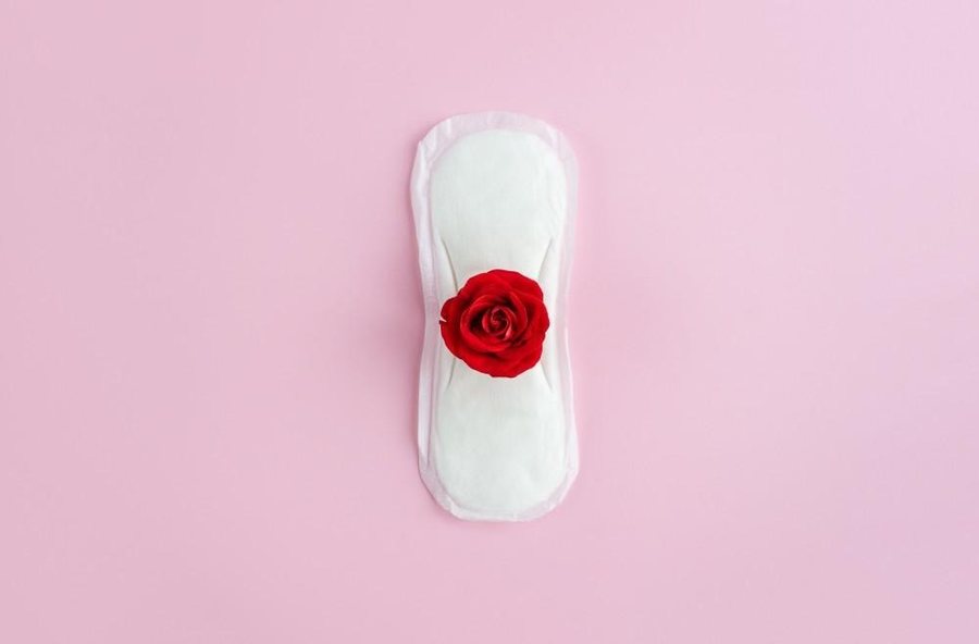 Çfarë tregon data e ciklit të parë menstrual për