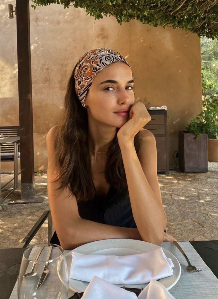 Emily Ratajkowski sapo dëshmoi pse ky është trendi që