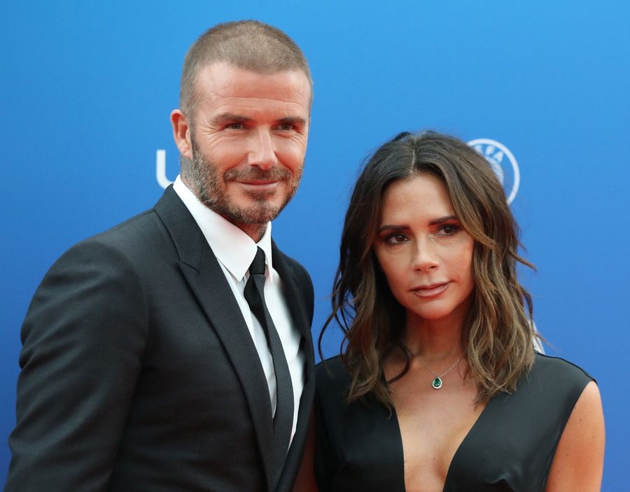 Victoria Beckham rikthen prerjen e saj ikonike që është më