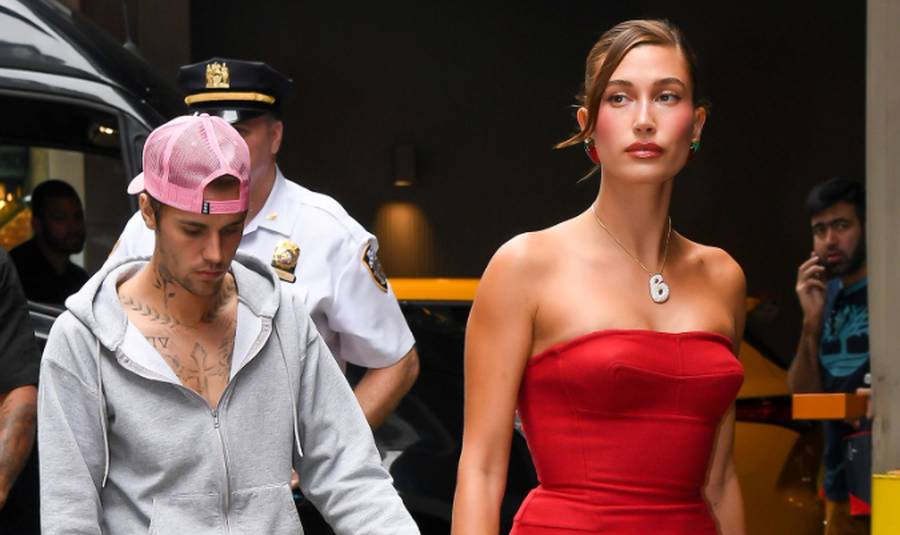 Hailey Bieber sapo bëri atë që bën çdo vajzë kur