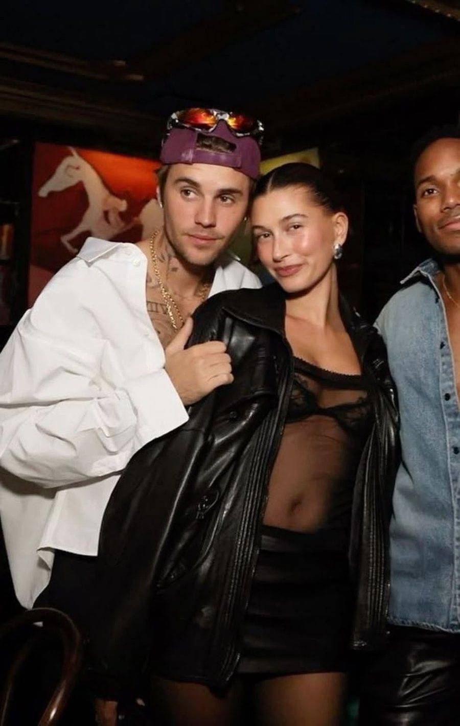 Hailey Bieber iu përgjigj zërave për divorc me këtë