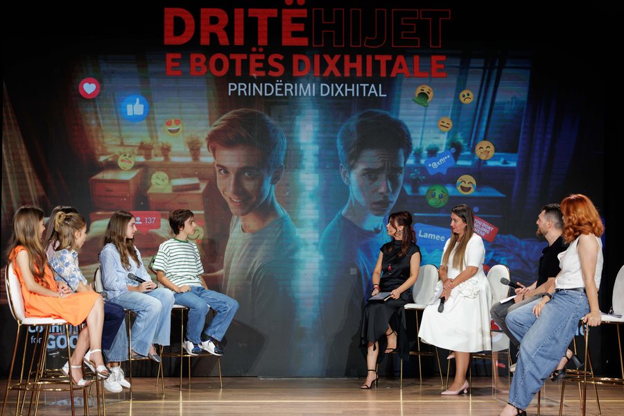 “Dritëhijet e botës dixhitale - Një rrëfenjë nga