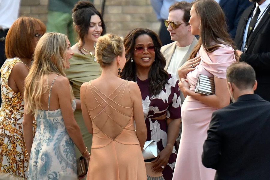 Brenda dasmës super luksoze të Jeff Bezos: Lista e të ftuarve dhe