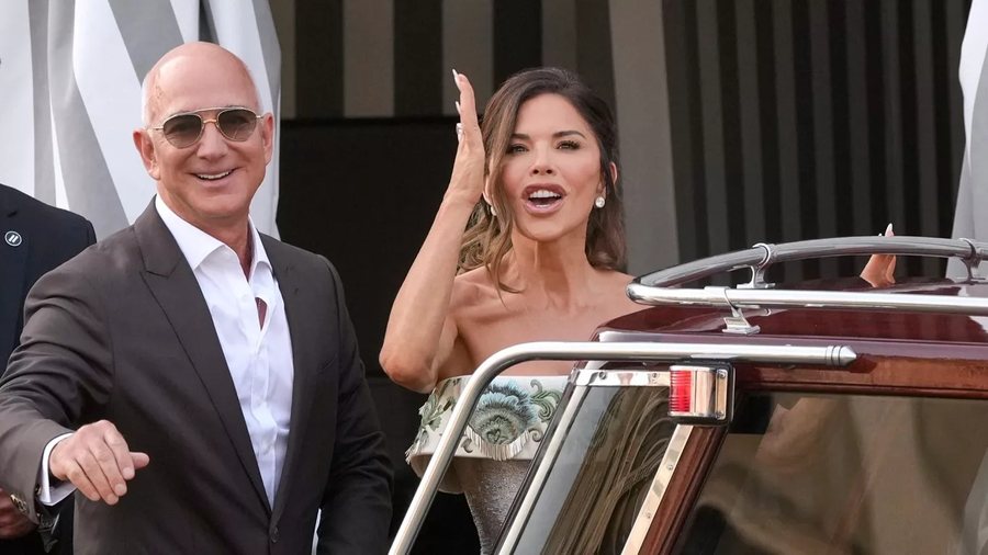 Brenda dasmës super luksoze të Jeff Bezos: Lista e të ftuarve dhe