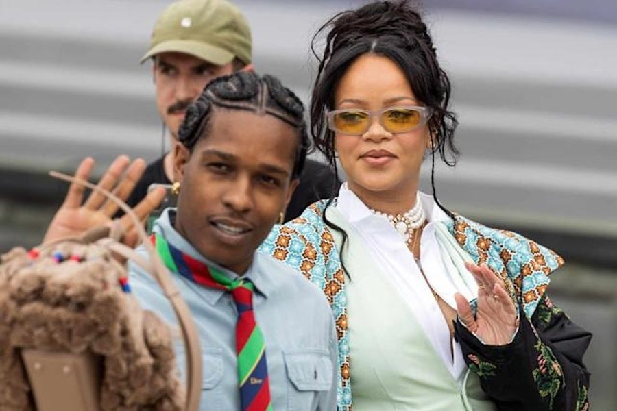 A$AP Rocky (mbase) zbuloi gjininë e bebit të tretë