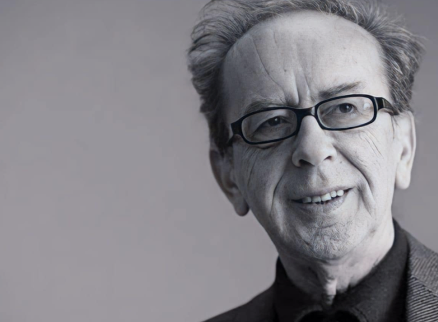 1 vit pa Ismail Kadarenë: Disa poezi të pakoha nga kolosi i