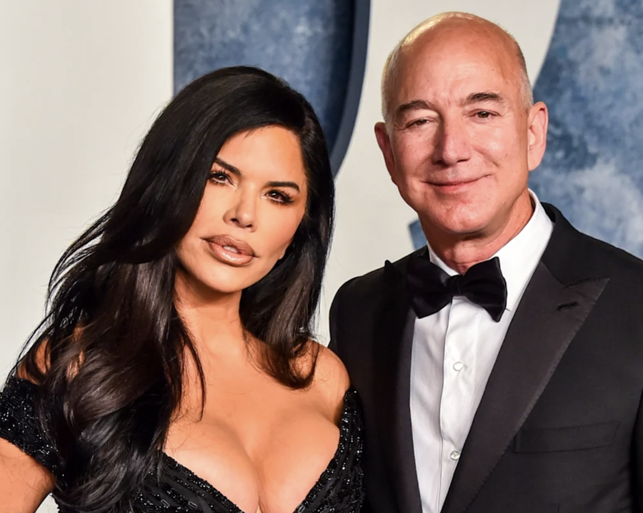 Jeff Bezos-it dhe Lauren Sánchez-it u paska ngelur hatri me Charlize