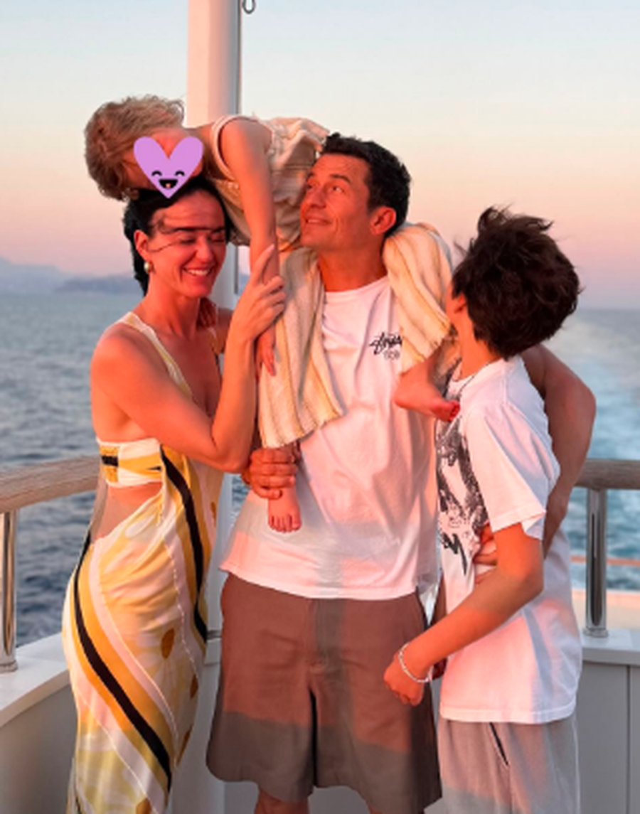 Prit, çfarë?! Orlando Bloom postoi foto me Katy Perry-n sikur