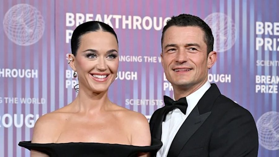 Prit, çfarë?! Orlando Bloom postoi foto me Katy Perry-n sikur