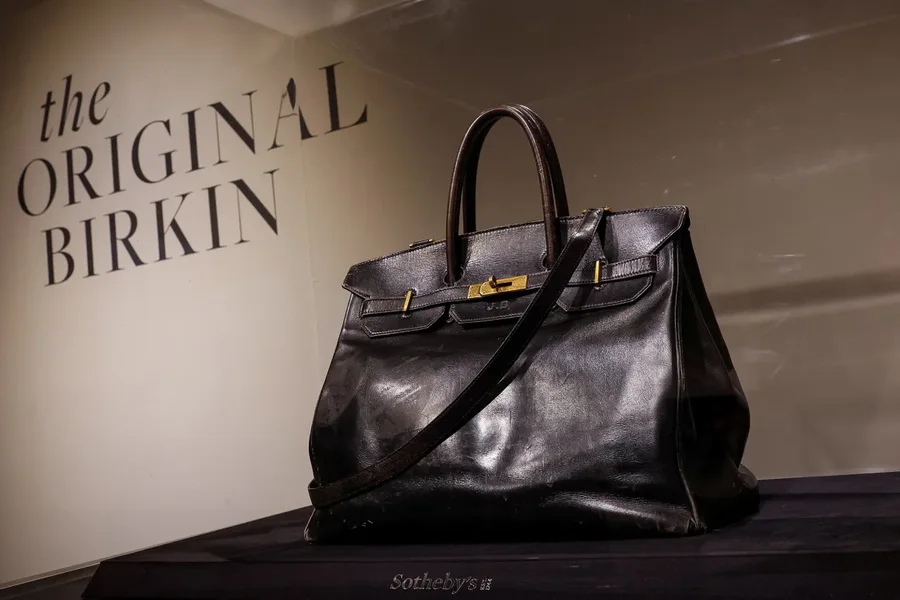 Çanta origjinale e Jane Birkin u shit për 10 milionë