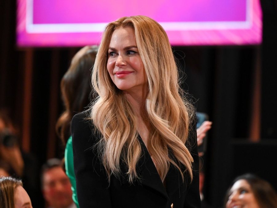 Nicole Kidman thyen rregullin veror të thonjve, por duket yll