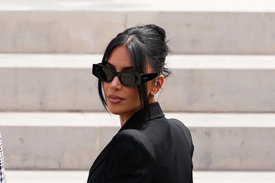 Fansat mendojnë se Kim Kardashian bleu çantën origjinale Birkin