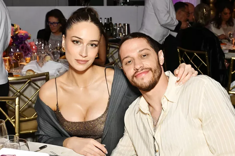 Çfarë?! Pete Davidson do bëhet së shpejti baba *.*