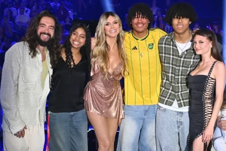 Heidi Klum thotë se rri topless para fëmijëve, me një