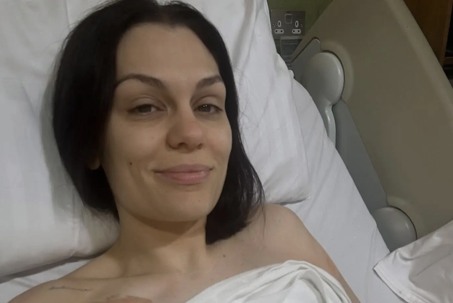Ç’ndodhi?! Jessie J shtrohet në spital 2 muaj pasi zbuloi se