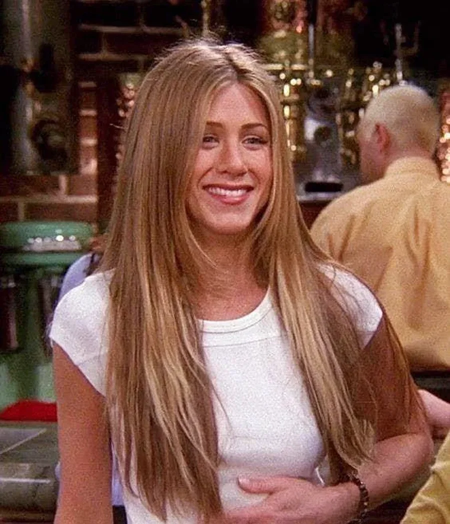 Jennifer Aniston rikthen Rachel-in e "Friends" në versionin
