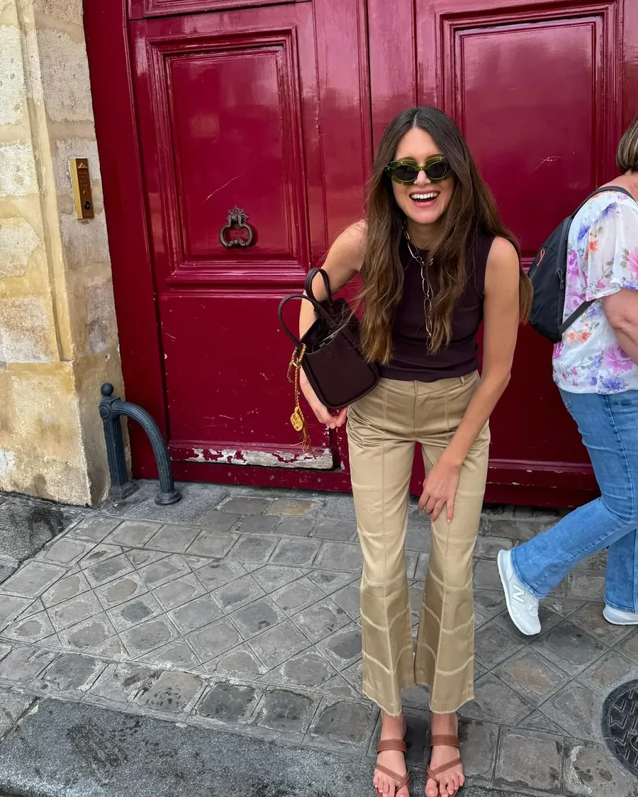 Jennifer Aniston veshi një palë pantallona ndryshe që do t'i