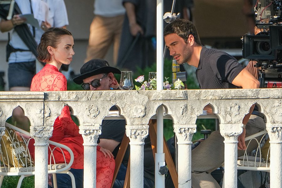 "Emily in Paris": Fotot nga xhirimet e serialit në Venecia