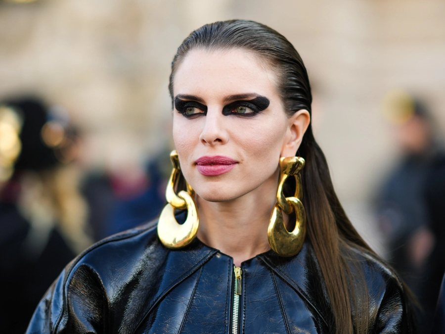 Julia Fox thotë se është penduar për ndërhyrjet