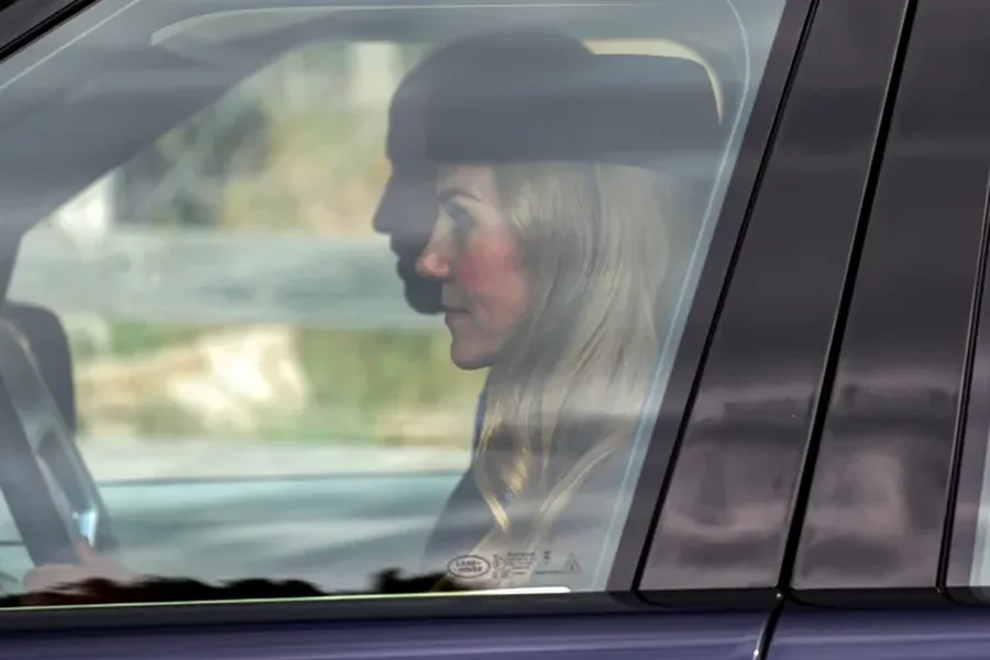 Kate Middleton ndryshoi si rrallëherë ngjyrën e flokëve dhe