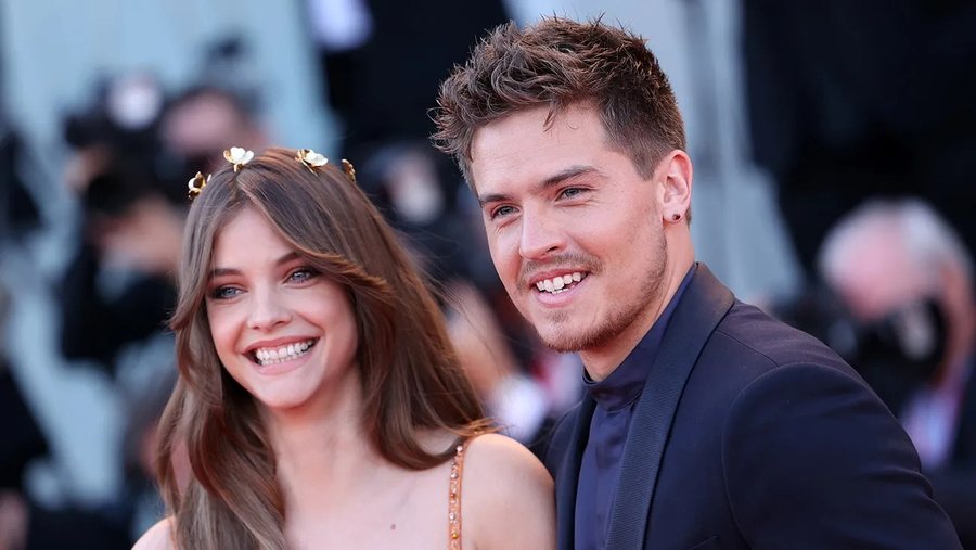 Modeli i flokëve të Barbara Palvin në Festivalin e Filmit në