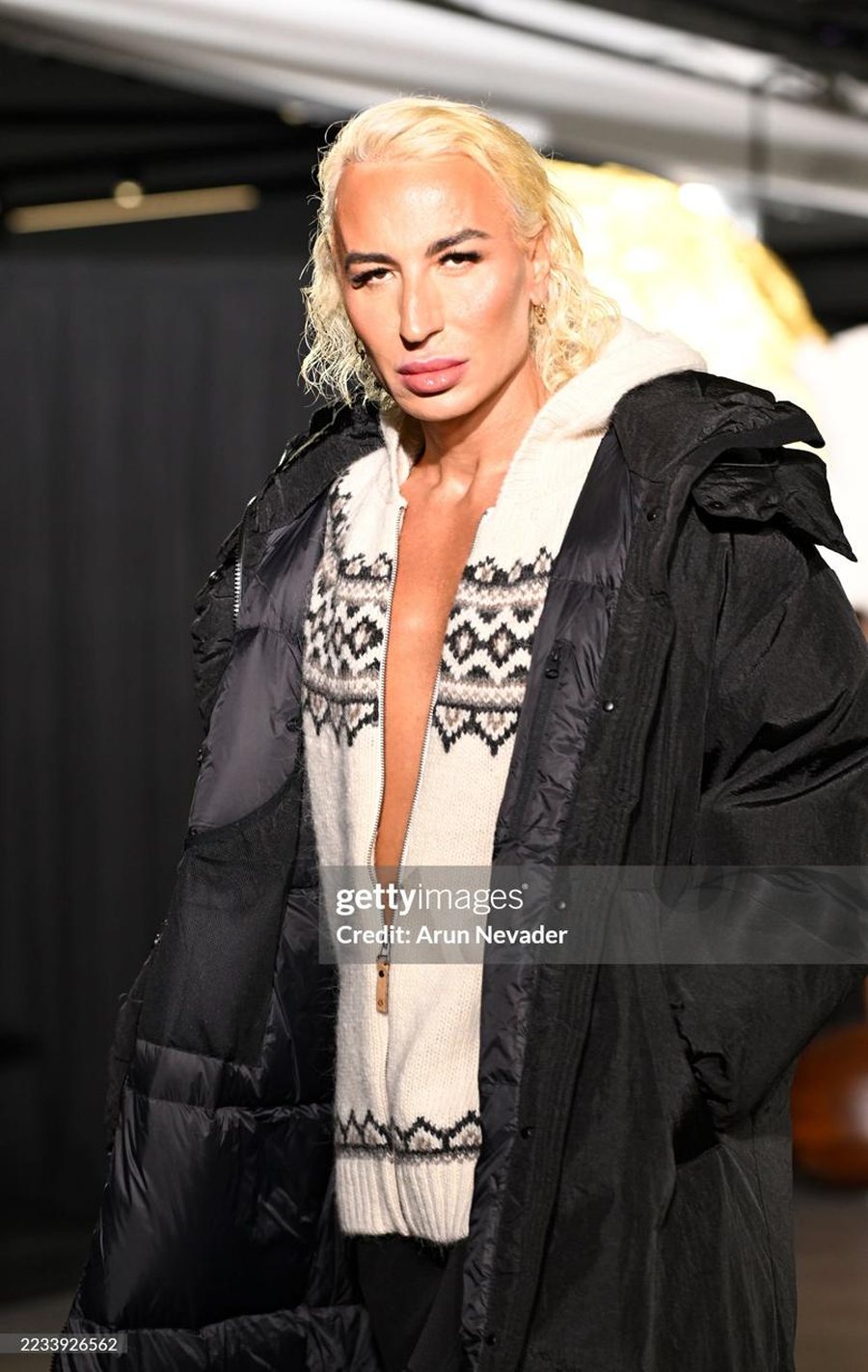 Elton Ilirjani I ftuar nderi në Mercedes-Benz Iceland Fashion Week 2025
