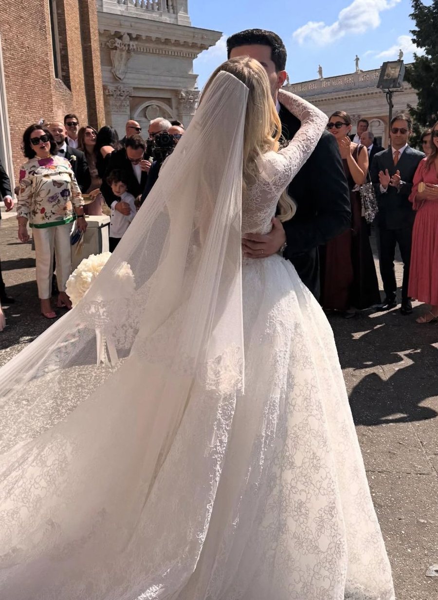 Dasma në Itali: Brenda ceremonisë së Cindy Marinas dhe Genar