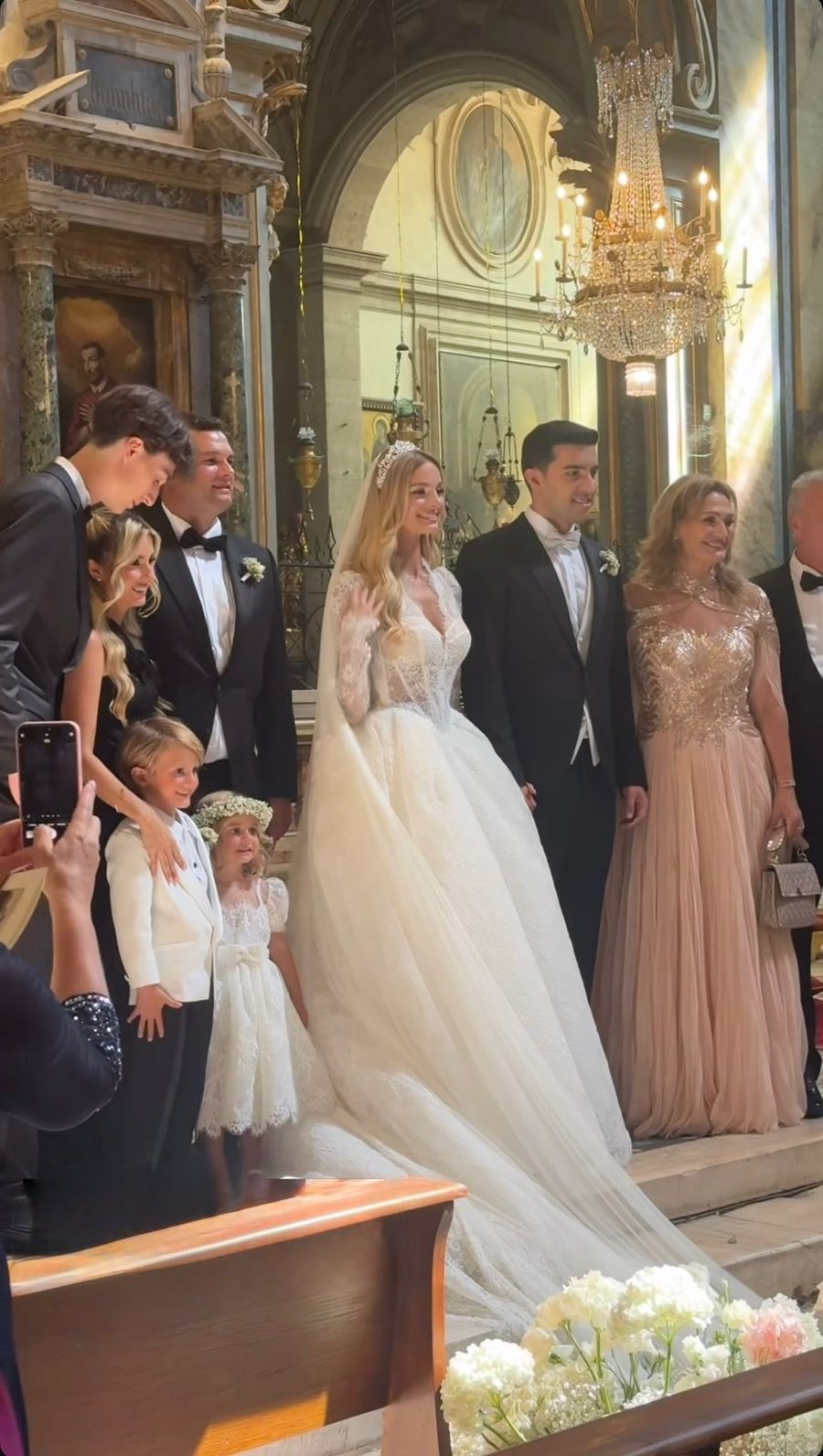 Dasma në Itali: Brenda ceremonisë së Cindy Marinas dhe Genar