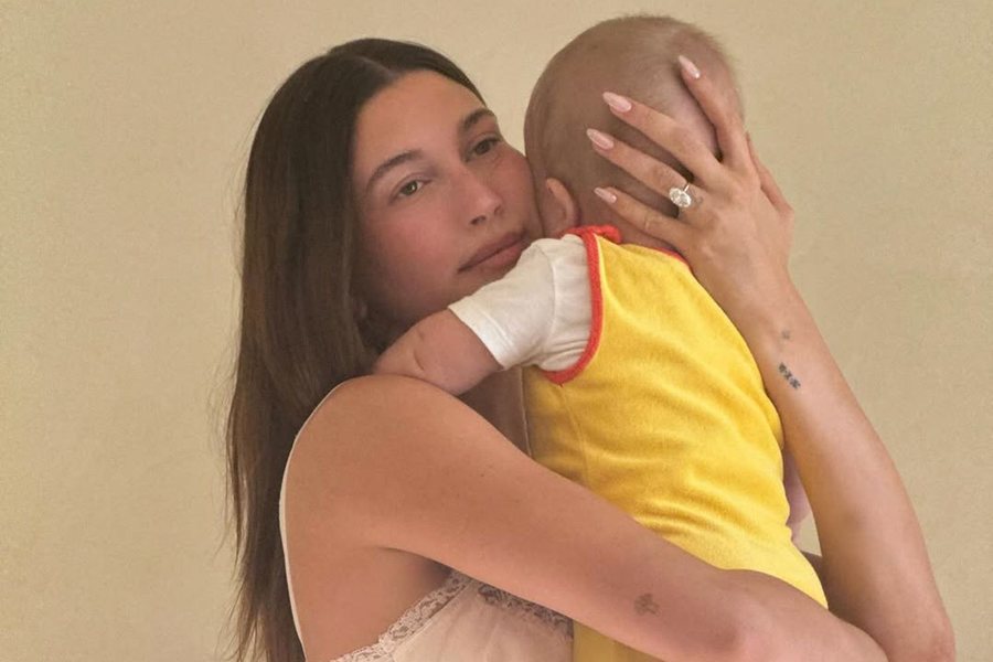 Hailey Bieber flet për rikthimin në formë pas lindjes: