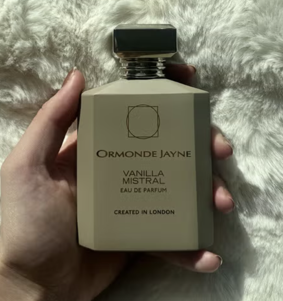 Aromat e vjeshtës! Disa parfume që duhet t’i kesh në radar