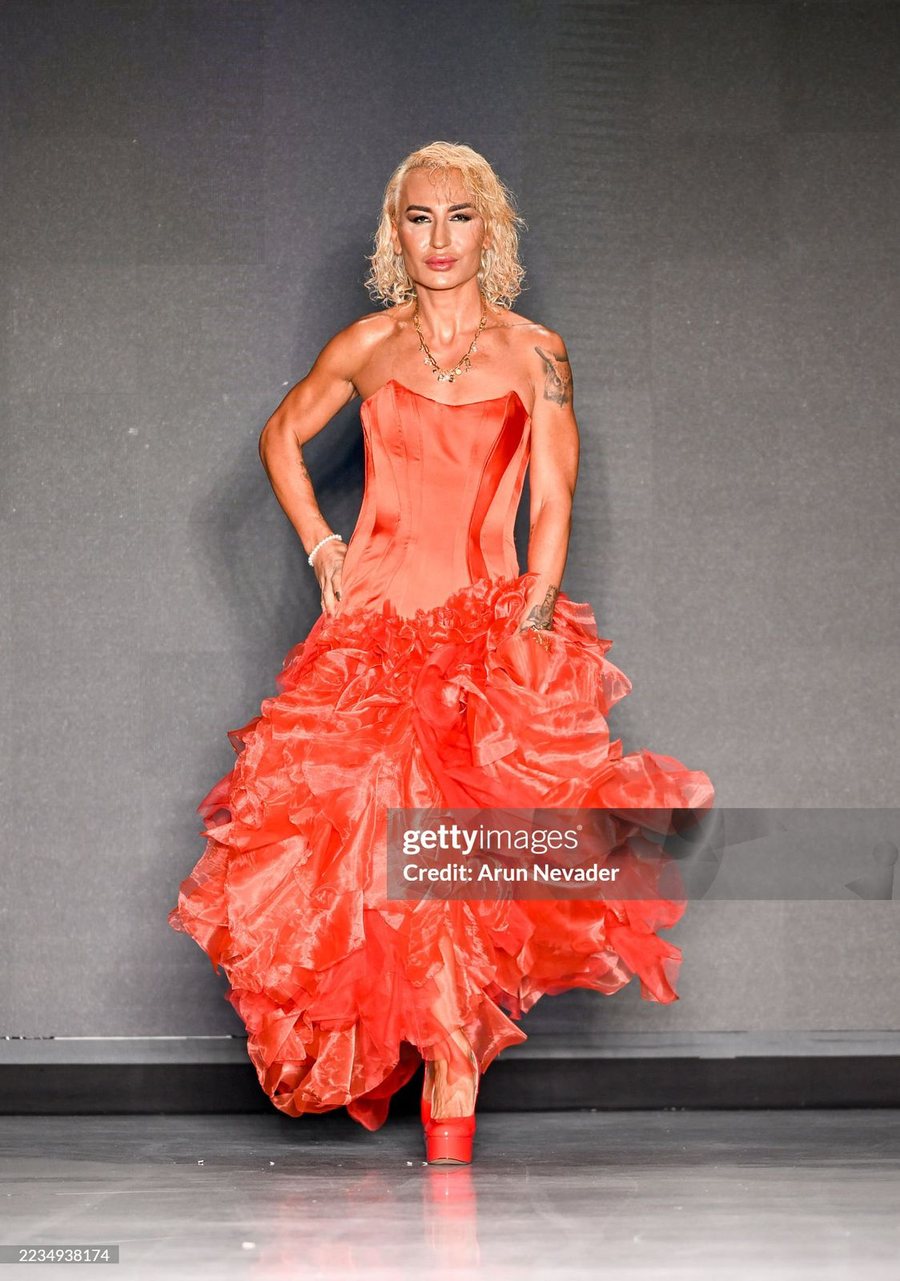 New York Fashion Week SS2026: Nëntë pasarela spektakolare të
