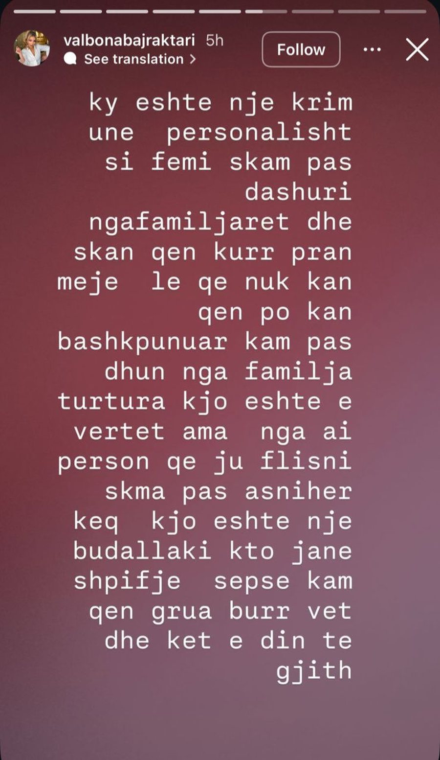 Angela pretendon se njeh një të dashur të keqtrajtuar të