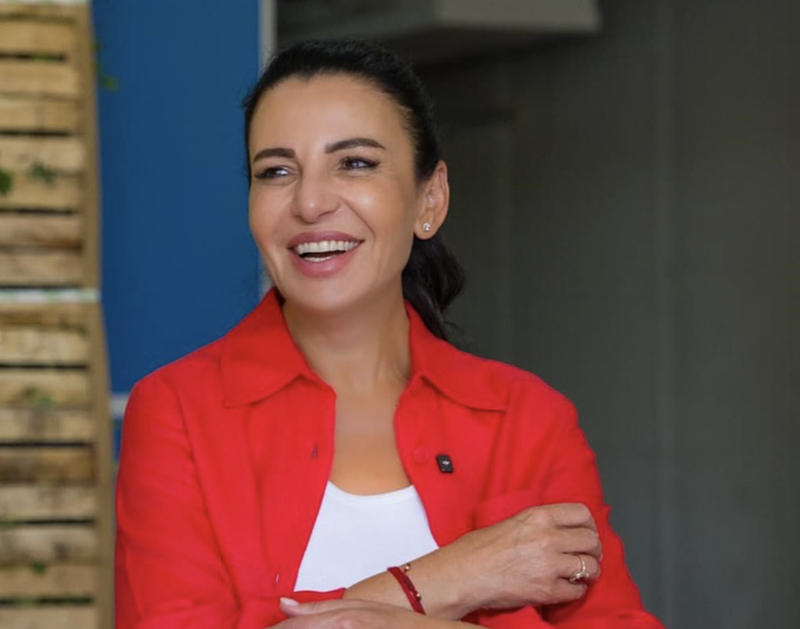 Na duket se e zbuluam se si mbrohet qeveria e Edi Ramës nga syri i keq