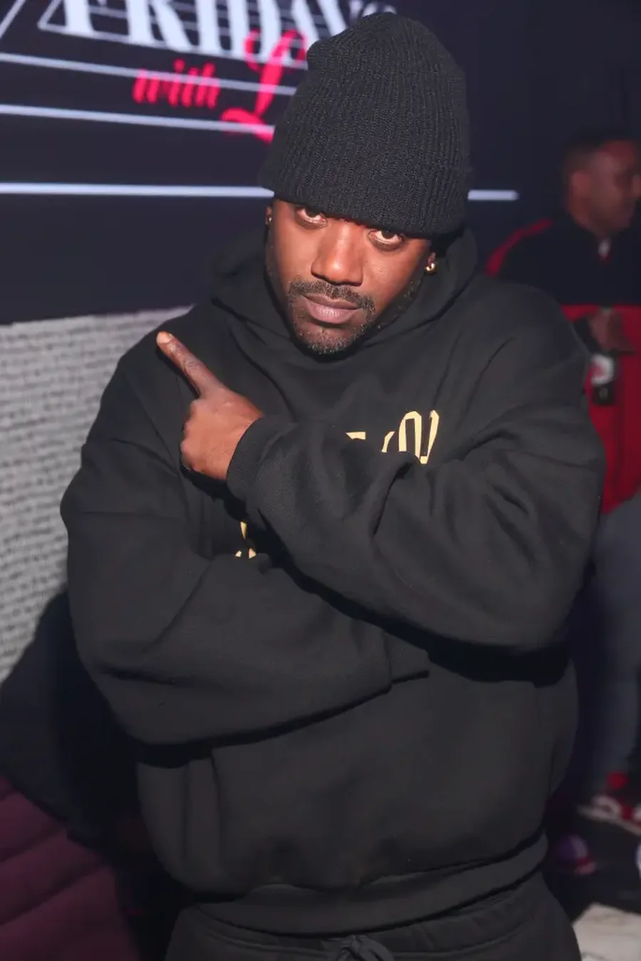 Ray J plas bombën: "Po bashkëpunoj me qeverinë kundër