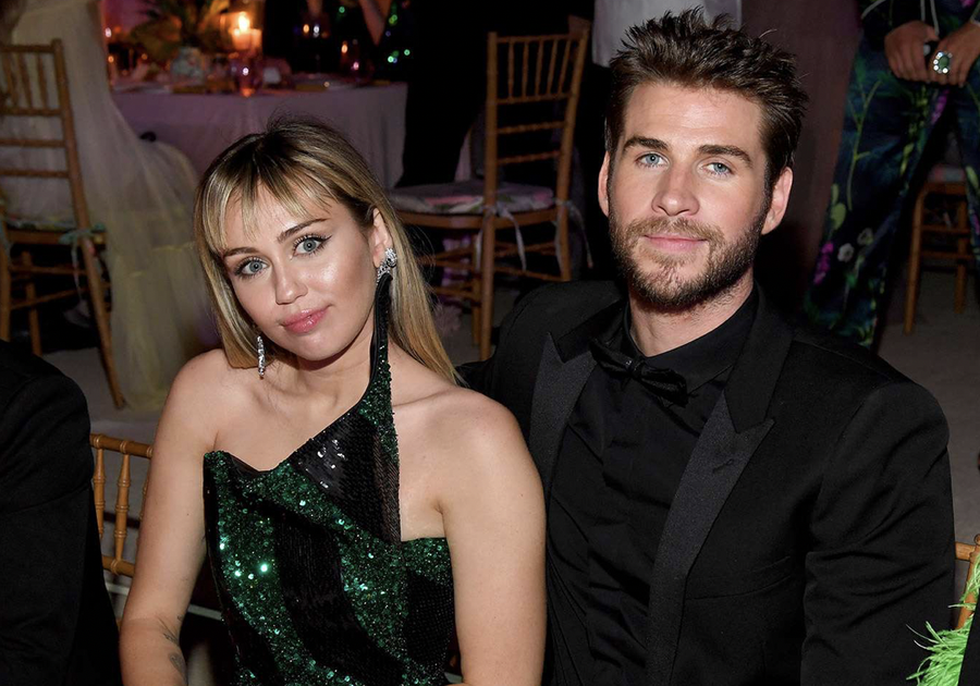 Mesa duket, Miley Cyrus nuk rri dot pa folur për Liam Hemsworth (edhe pse