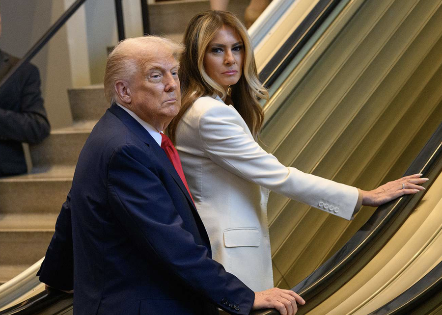 Melania & Donald Trump u shfaqën duke debatuar dhe interneti gjeti