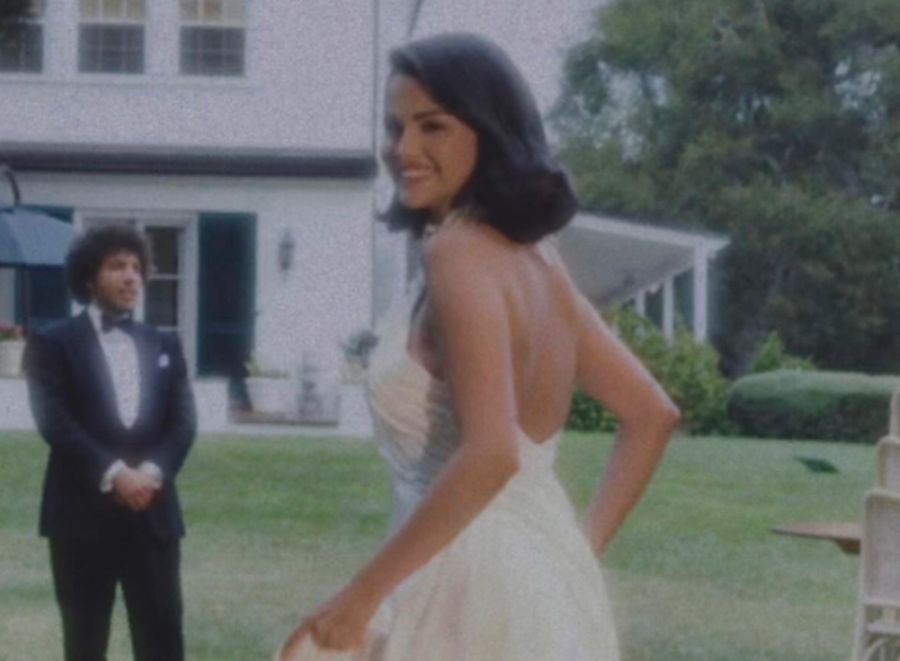 Selena Gomez dhe Benny Blanco kurorëzojnë dashurinë në Santa