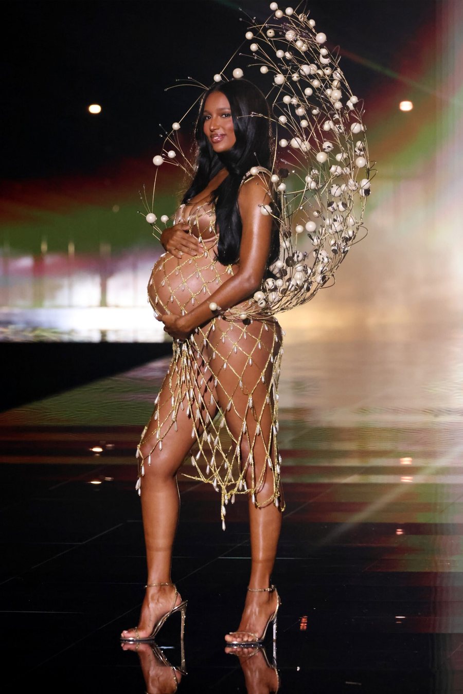 Engjëjt u rikthyen! Disa pamje nga Victoria’s Secret Fashion Show