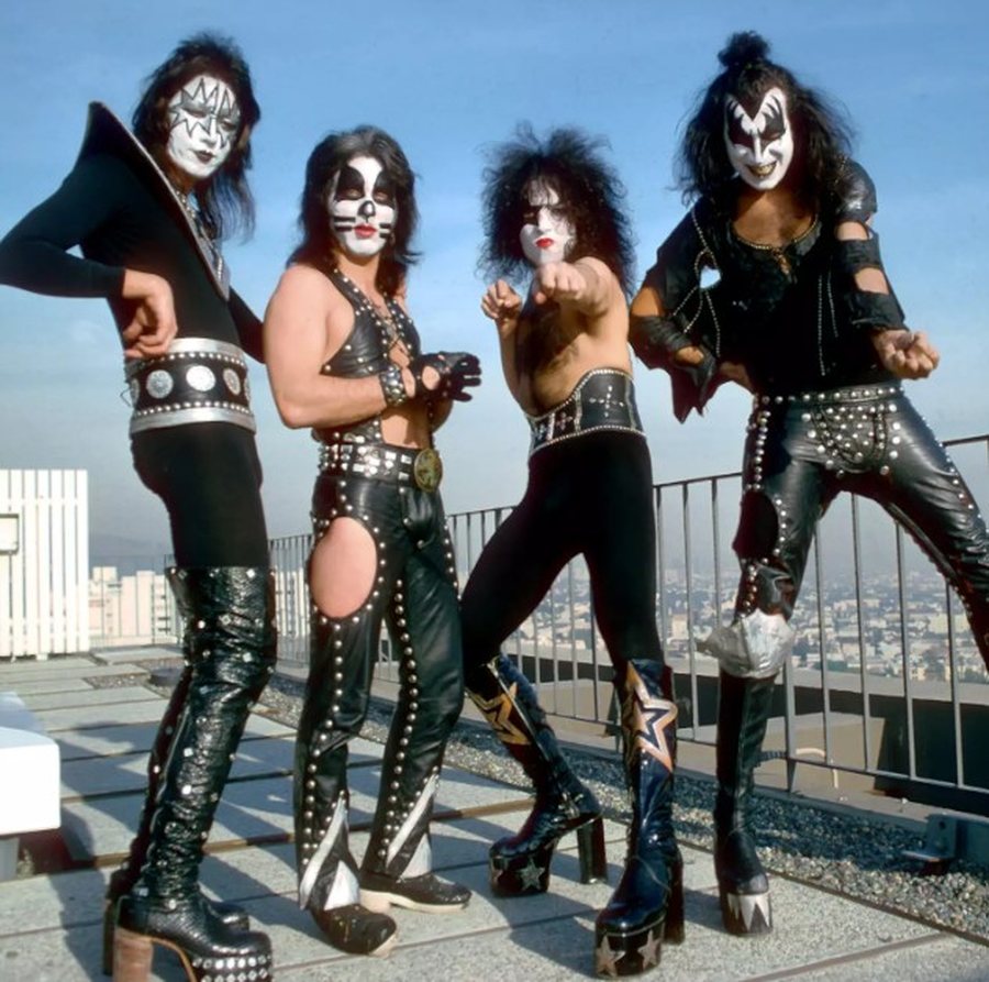 Ndahet nga jeta Ace Frehley, bashkëthemeluesi dhe kitaristi kryesor i KISS
