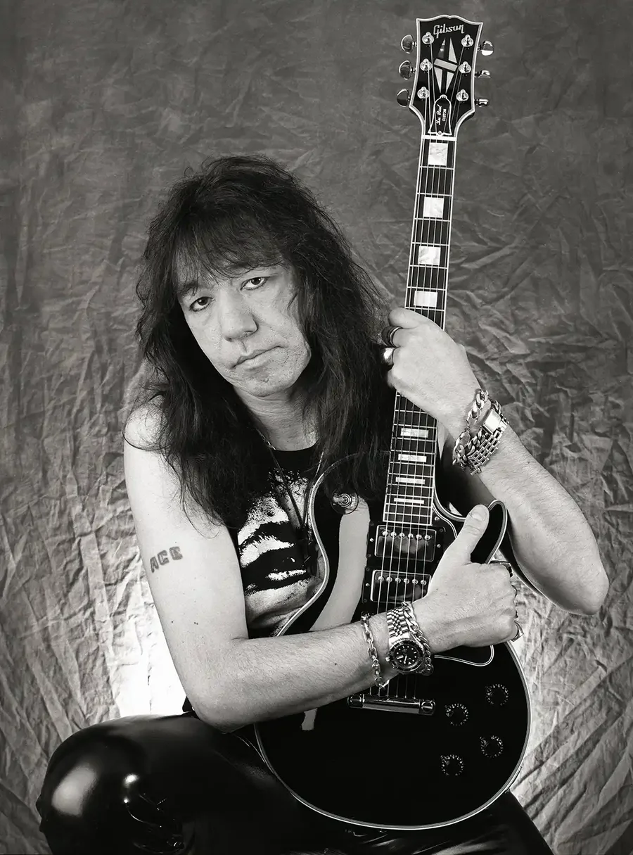 Ndahet nga jeta Ace Frehley, bashkëthemeluesi dhe kitaristi kryesor i KISS