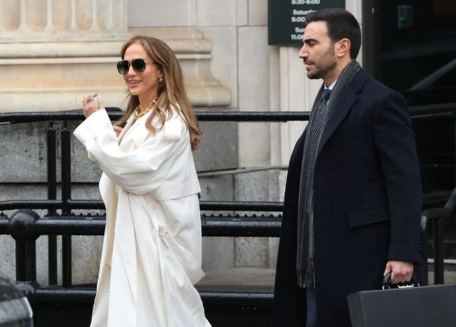 Radha e Jennifer Lopez! Ja cili nga partnerët e saj të filmave puth