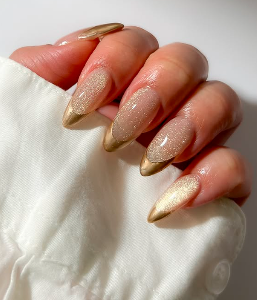 #VelvetNails: Trendi i thonjve që nuk duhet ta humbisni